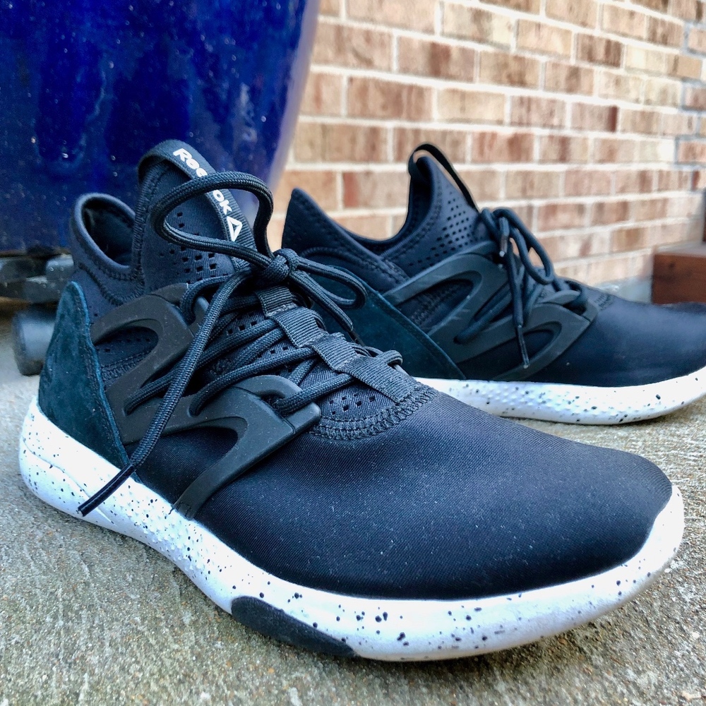 Reebok Black/White Hayasu Mid Athletic Sneaker
